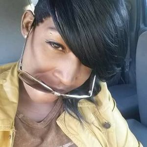 Meet your Posher, Katrina